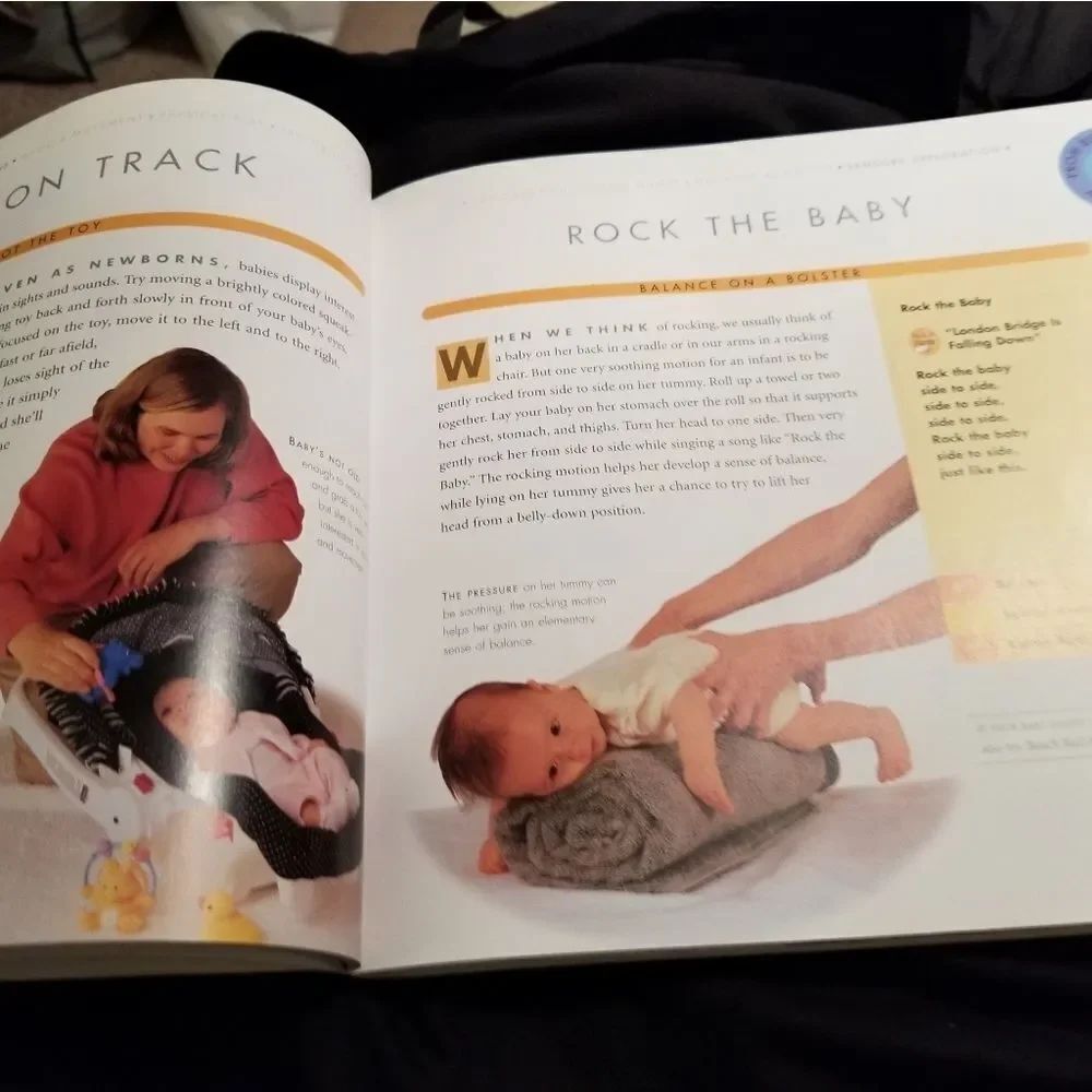 Baby Book   - Picture 6 of 13
